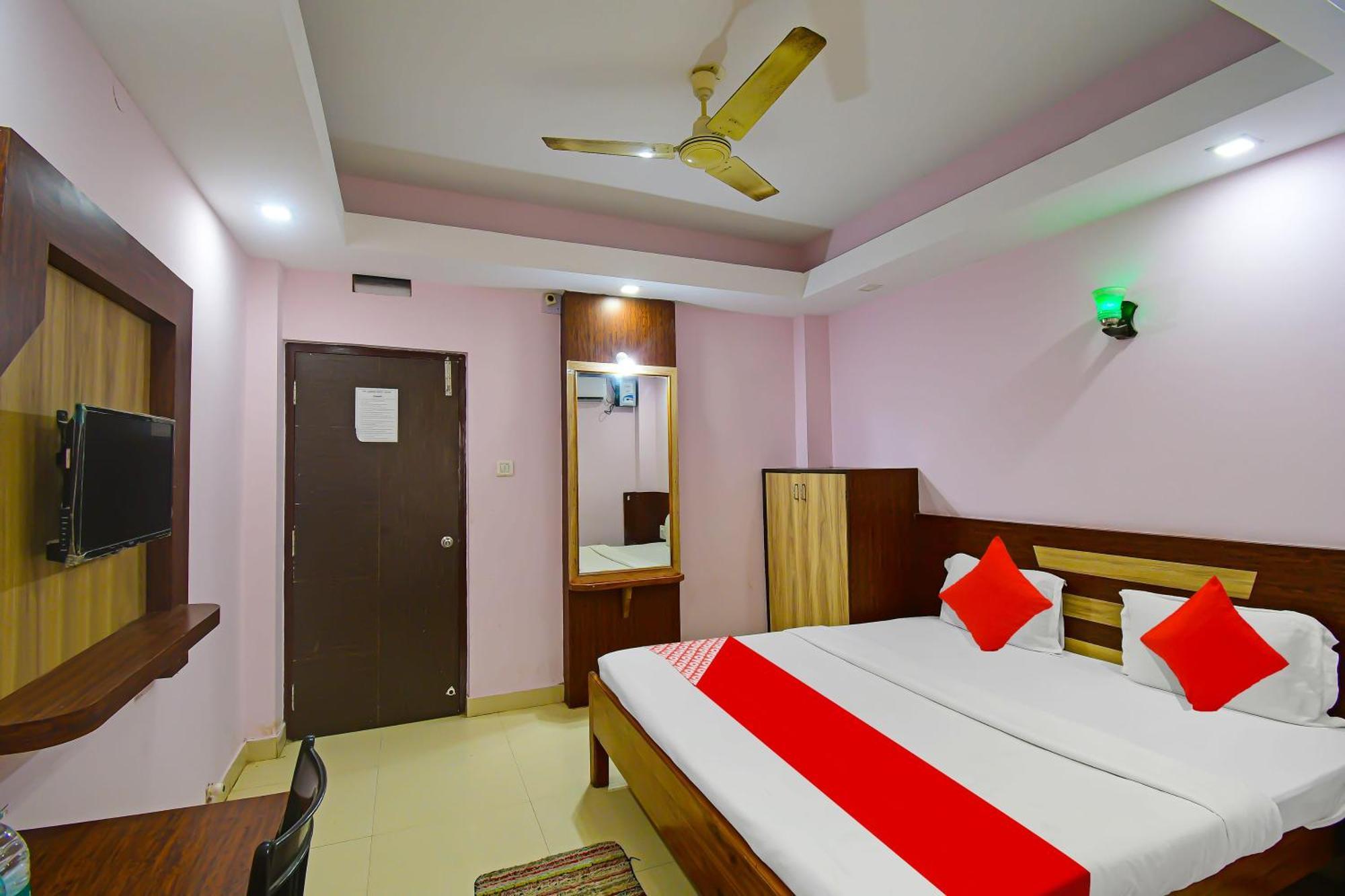 Oyo Flagship Hotel Sea Garden Puri Buitenkant foto