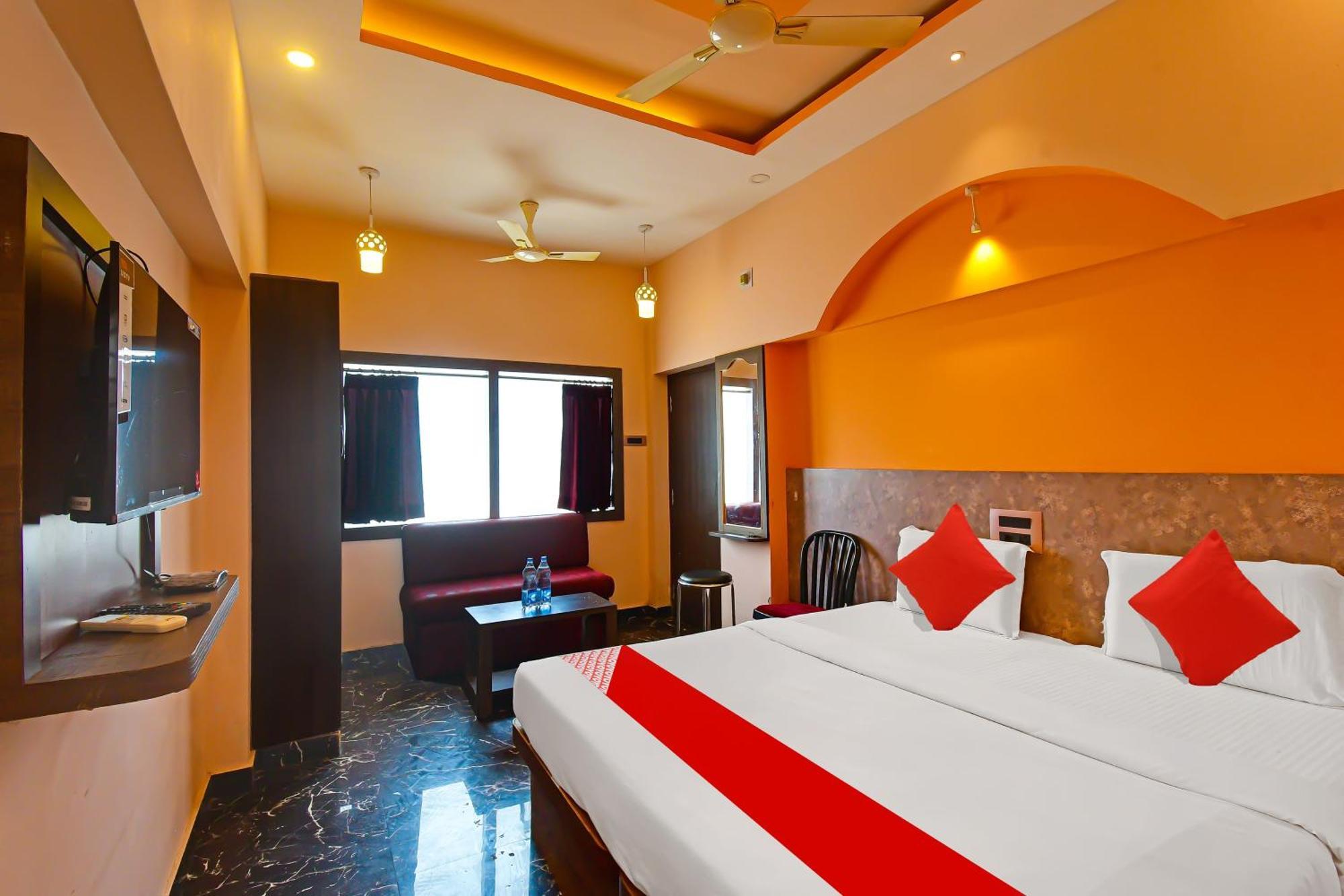 Oyo Flagship Hotel Sea Garden Puri Buitenkant foto